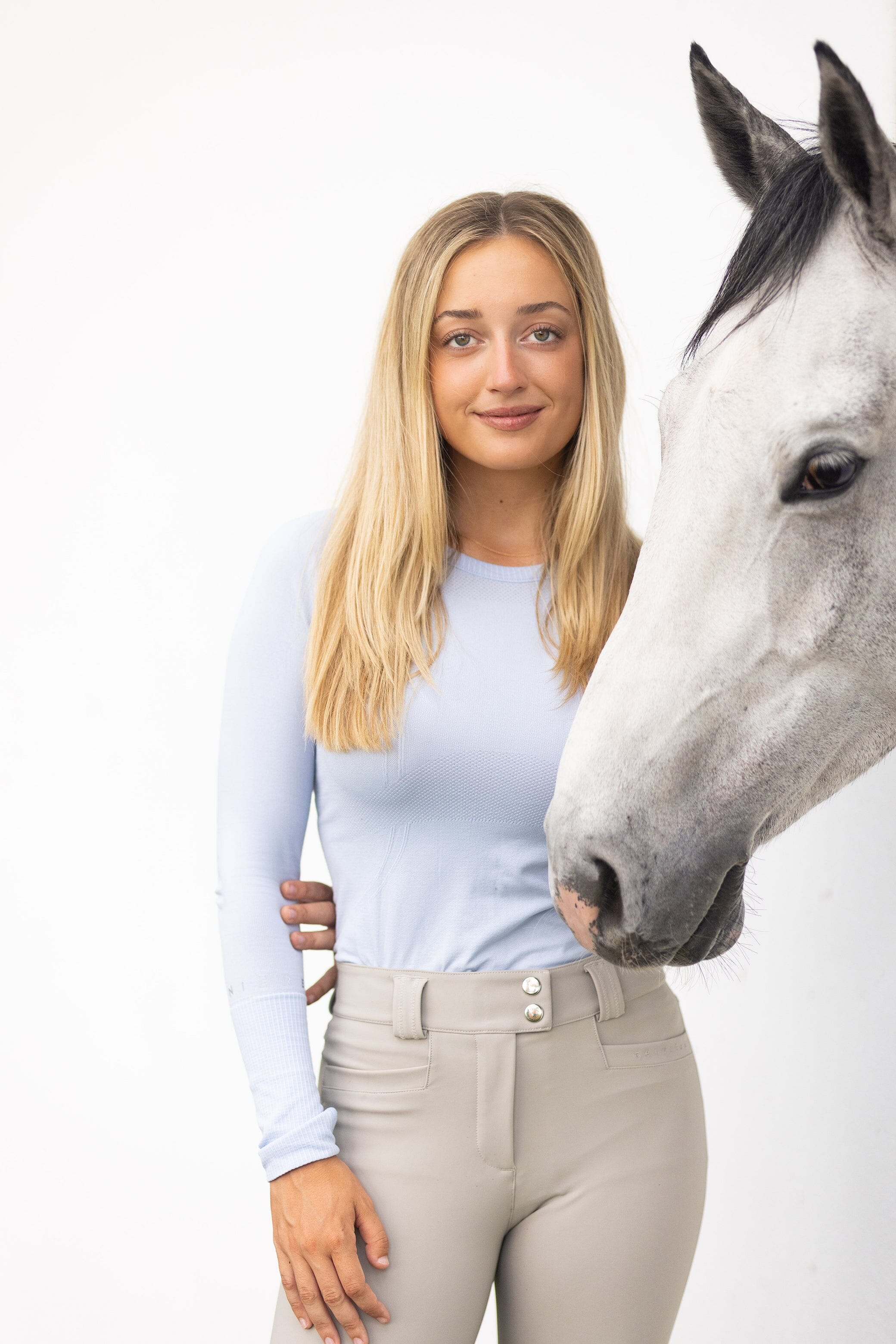 Juliette Show Breeches in Sandy Beige Riding Breeches C R I N I Ē R E