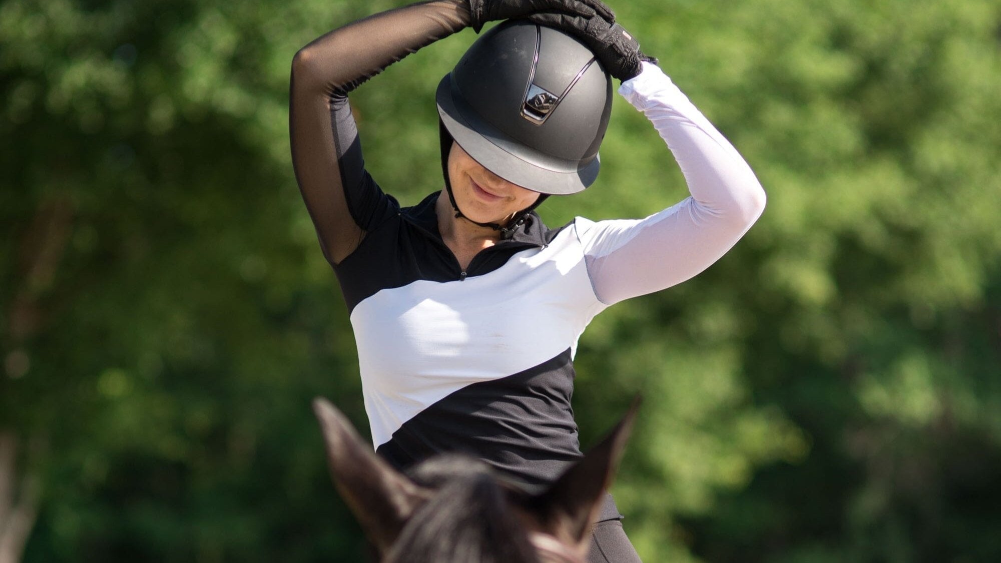 Stride & Conquer Sophie Schooling Shirts C R I N I Ē R E black-white XS