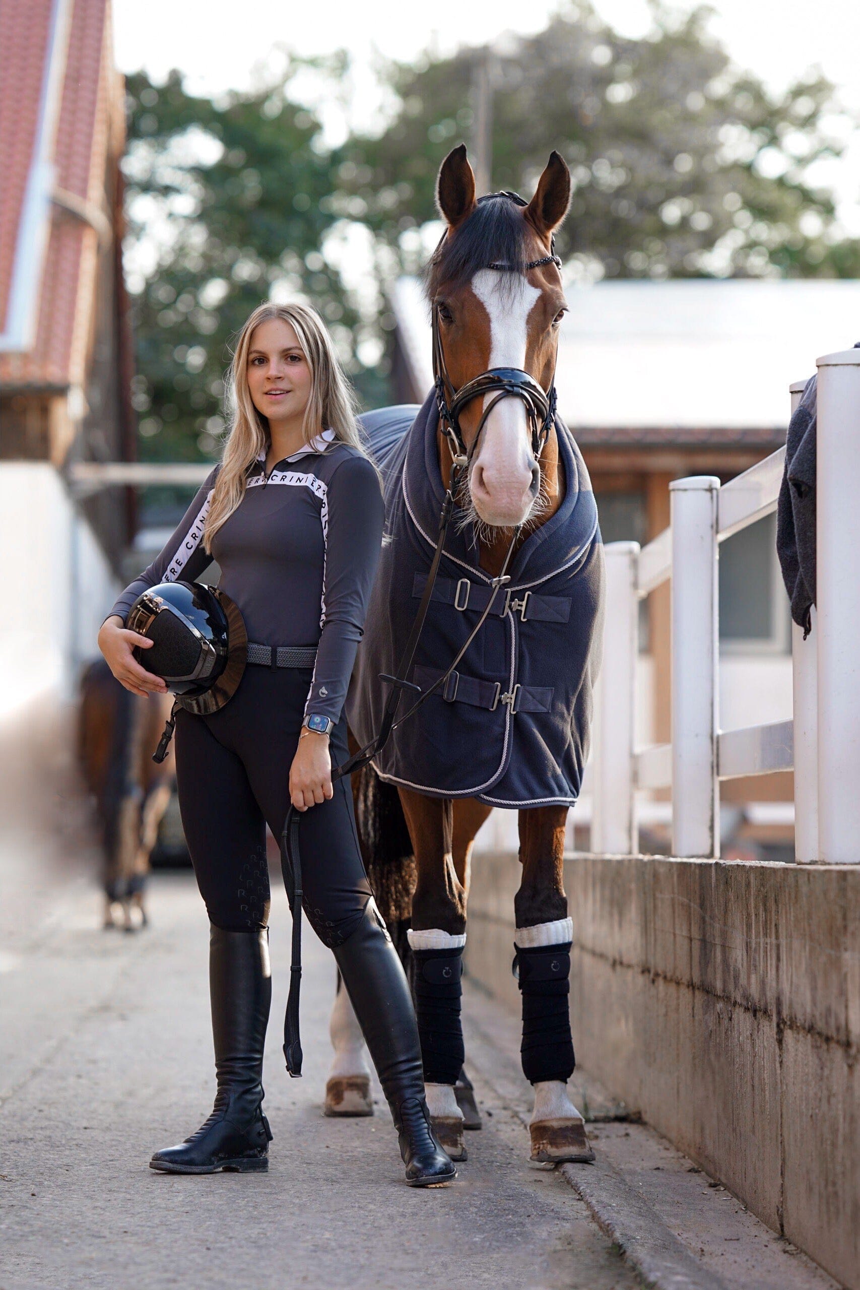 The All-Weather Ace Estella Schooling Shirts C R I N I Ē R E
