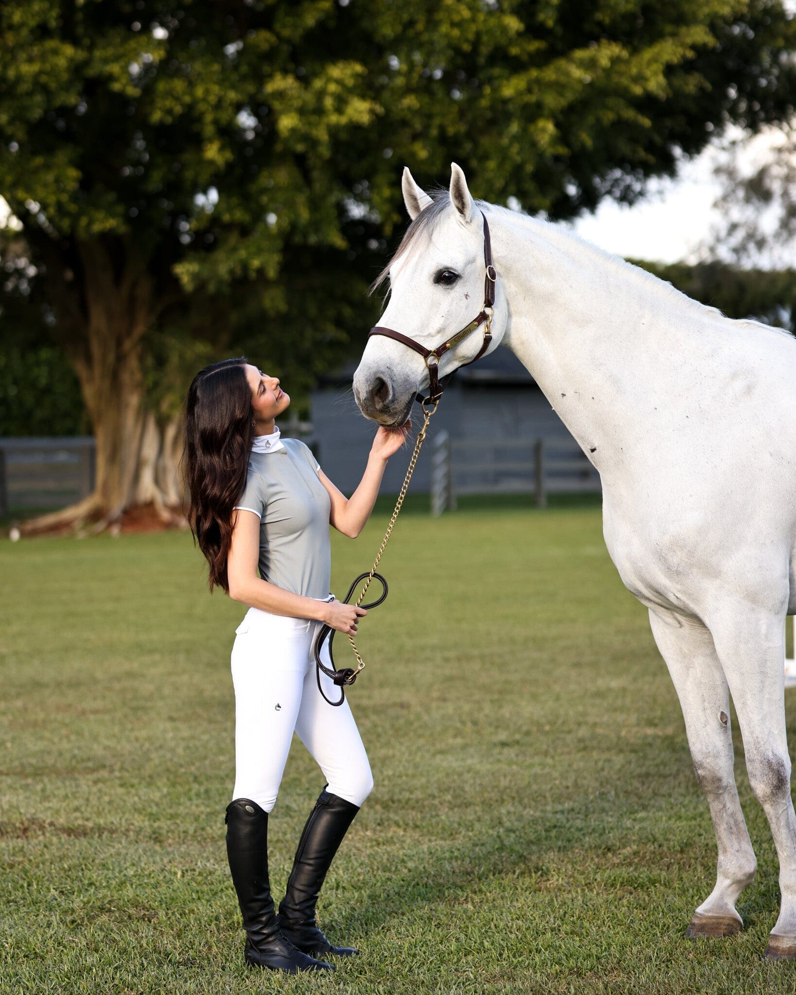 Bella Short Sleeve Show Shirt | Cherry Blossom CriniereLife 