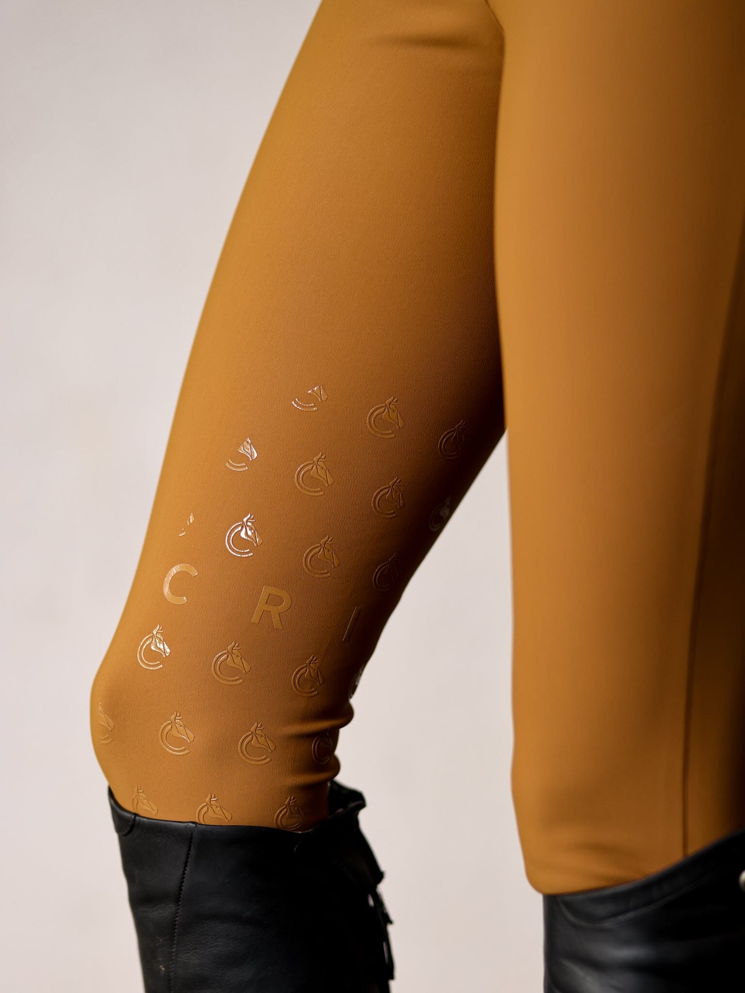 Chloe Lightweight Breeches | Bronze Riding Breeches C R I N I Ē R E 