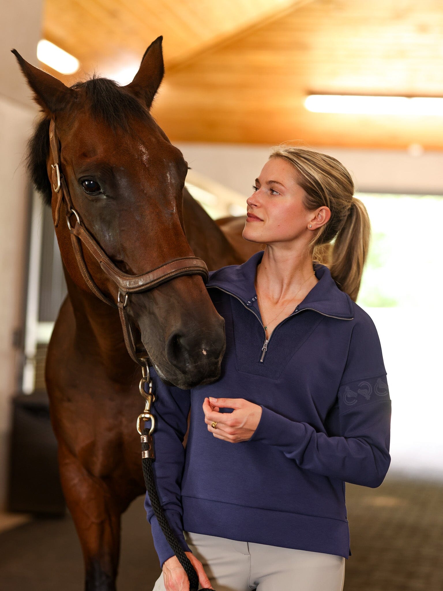 Claire Sweater | Navy outerwear CriniereLife 