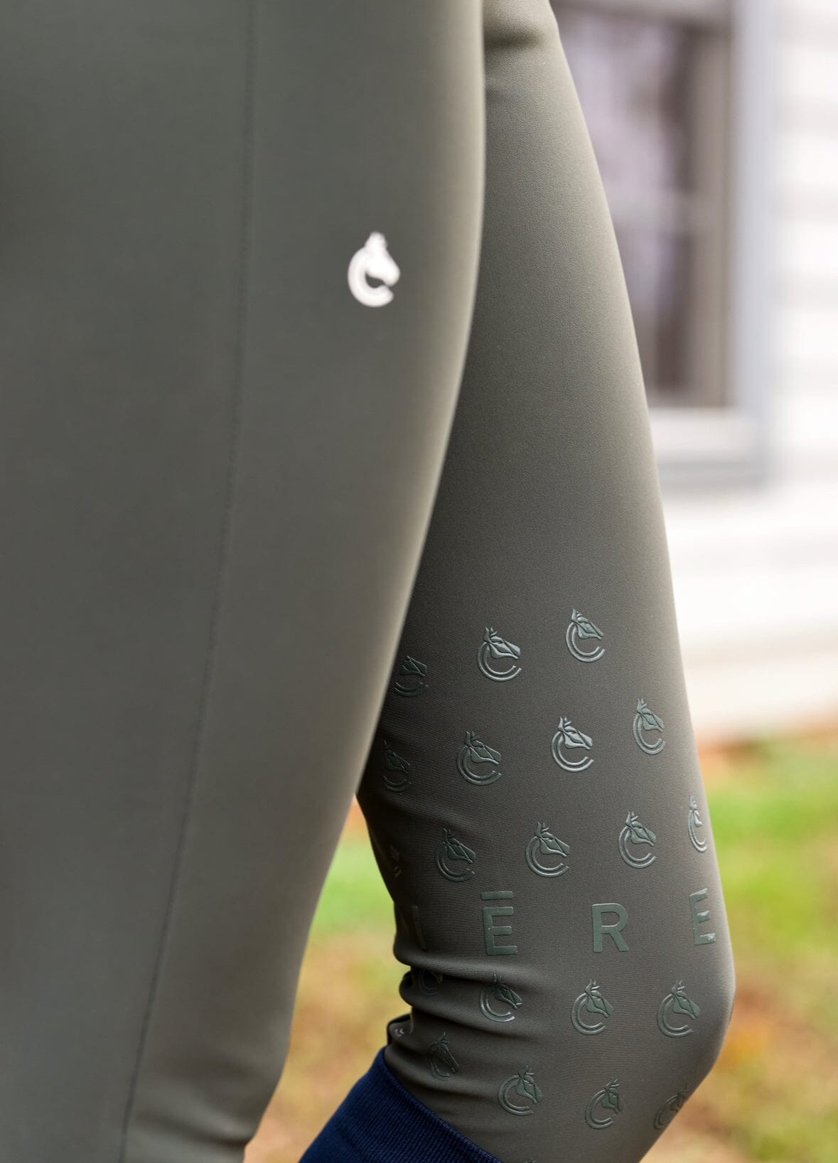 High Compression Breeches in Hunter Green Premium Riding Breeches C R I N I Ē R E 